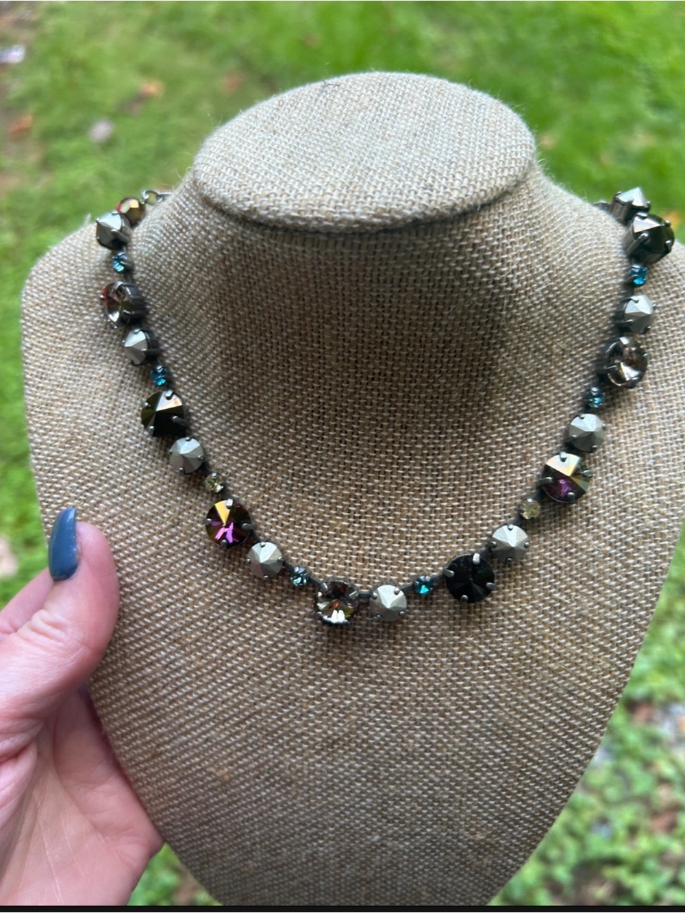Sabika choker